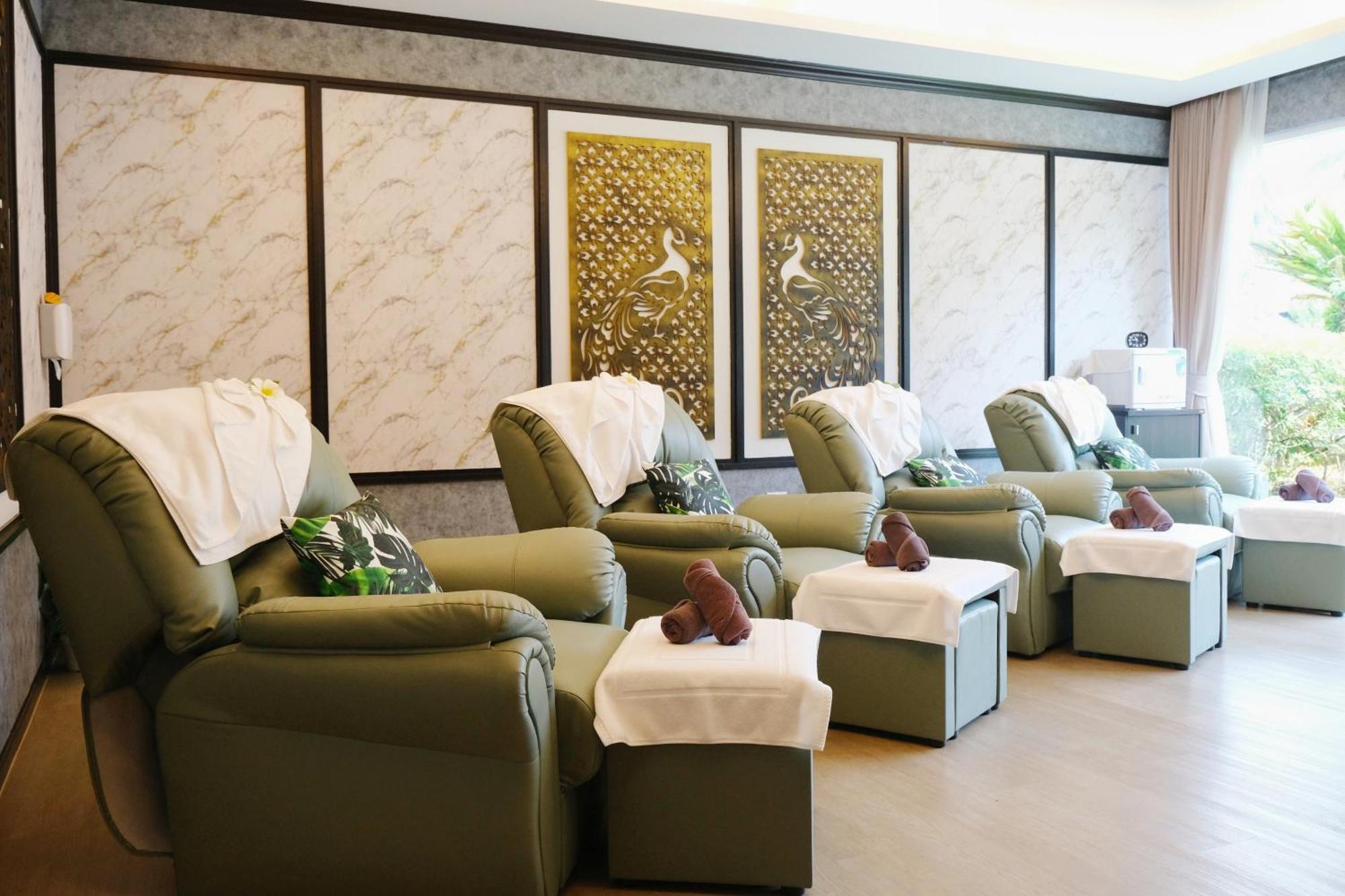 R-Mar Resort And Spa Patong, Phuket Екстериор снимка